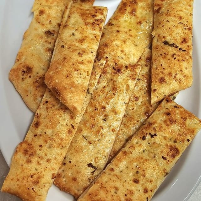 Breadsticks-Plain.