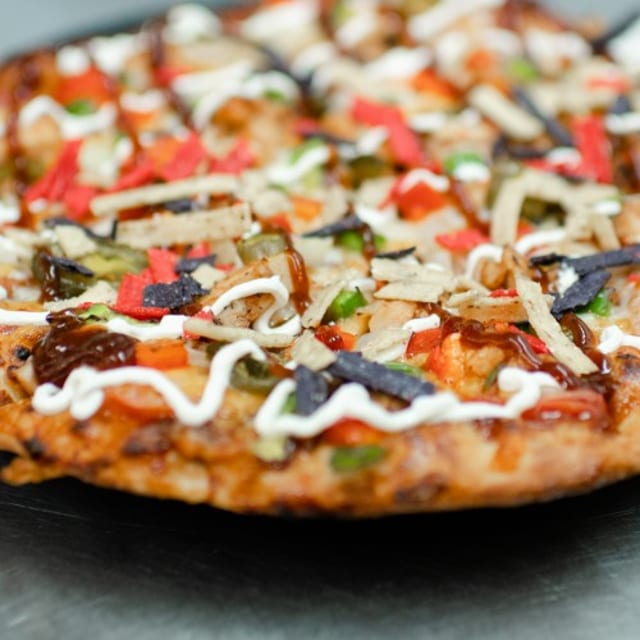 BBQ Chicken Nacho Pizza (10 Inch).